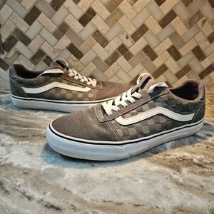 Vans Men's Gray and White Checkered Sneakers Size 12